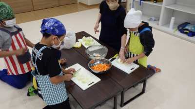 令和6年5月27日　学習室活動・料理教室（ハヤシライス）