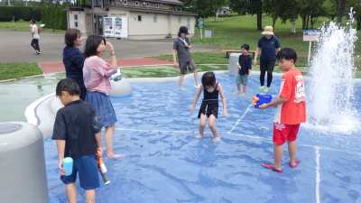 令和７年８月８日　夏季学習室活動・あかまつ公園