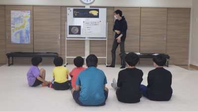 令和7年10月6日　学習室活動・十五夜お月見会